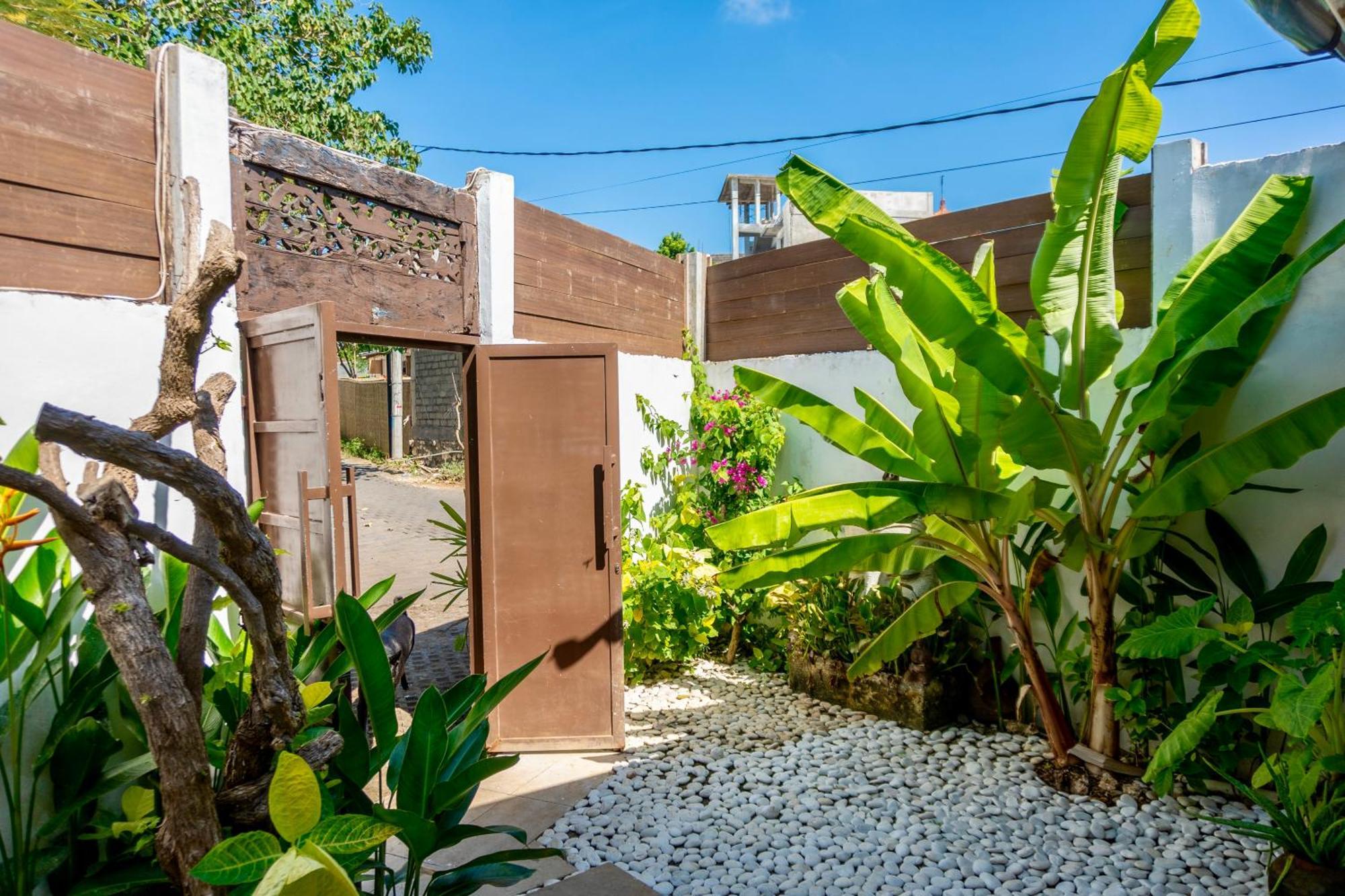 Damai Uluwatu Hotel Екстериор снимка