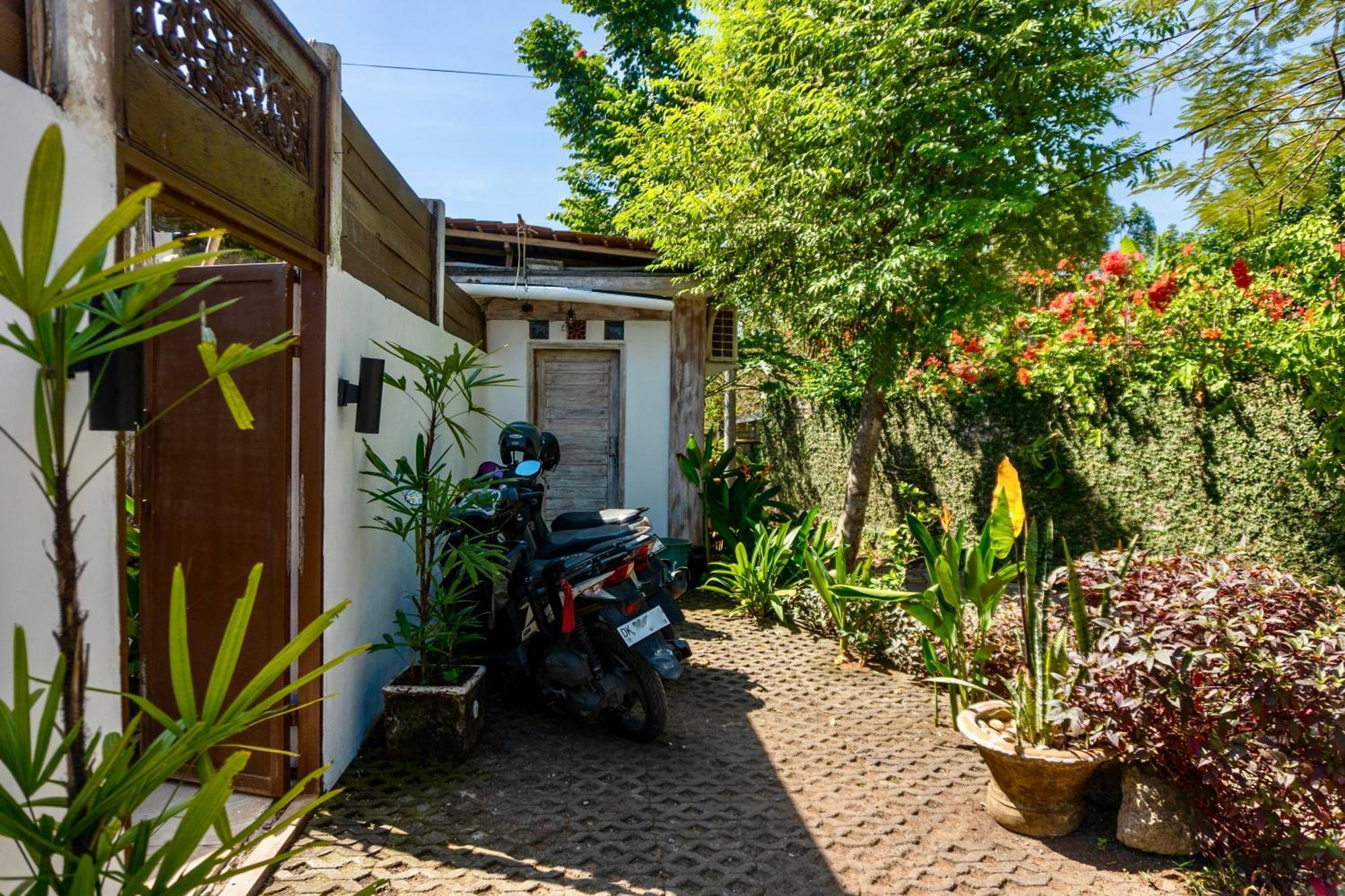 Damai Uluwatu Hotel Екстериор снимка